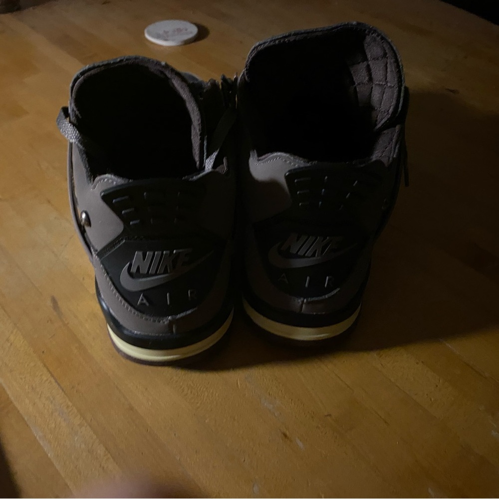 Jordan 4 “ a ma maniere”